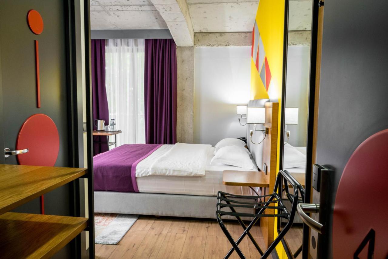 Hotel Adora Tbilisi Luaran gambar