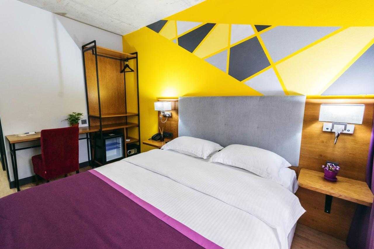Hotel Adora Tbilisi Luaran gambar