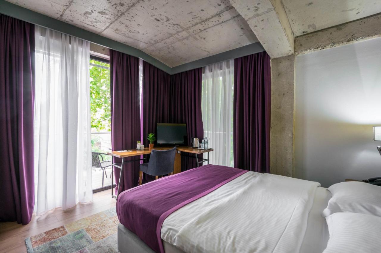 Hotel Adora Tbilisi Luaran gambar