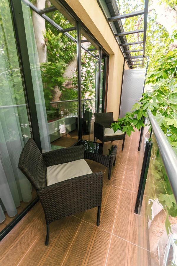 Hotel Adora Tbilisi Luaran gambar