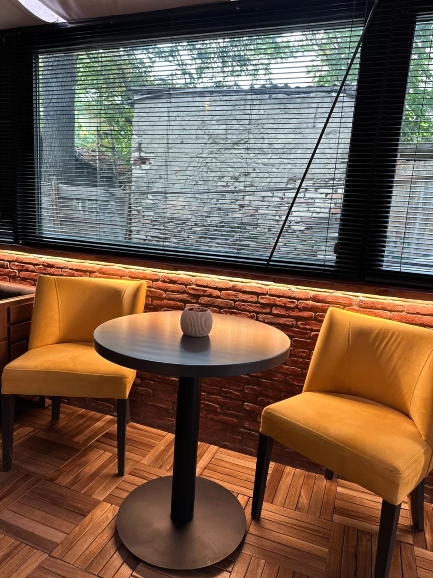 Hotel Adora Tbilisi Luaran gambar
