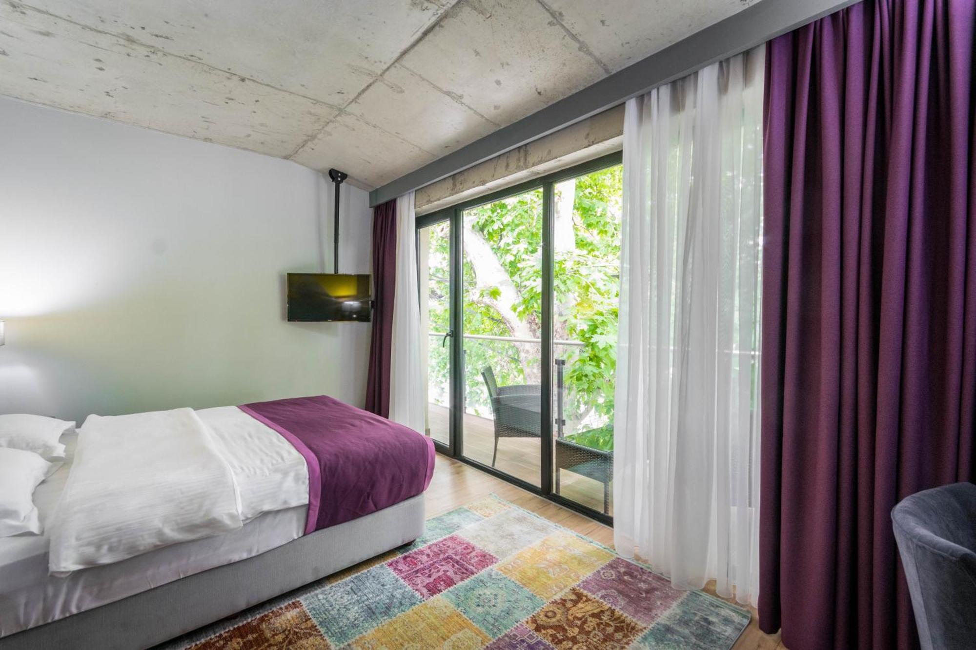 Hotel Adora Tbilisi Luaran gambar