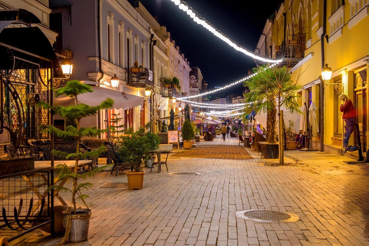 Hotel Adora Tbilisi Luaran gambar