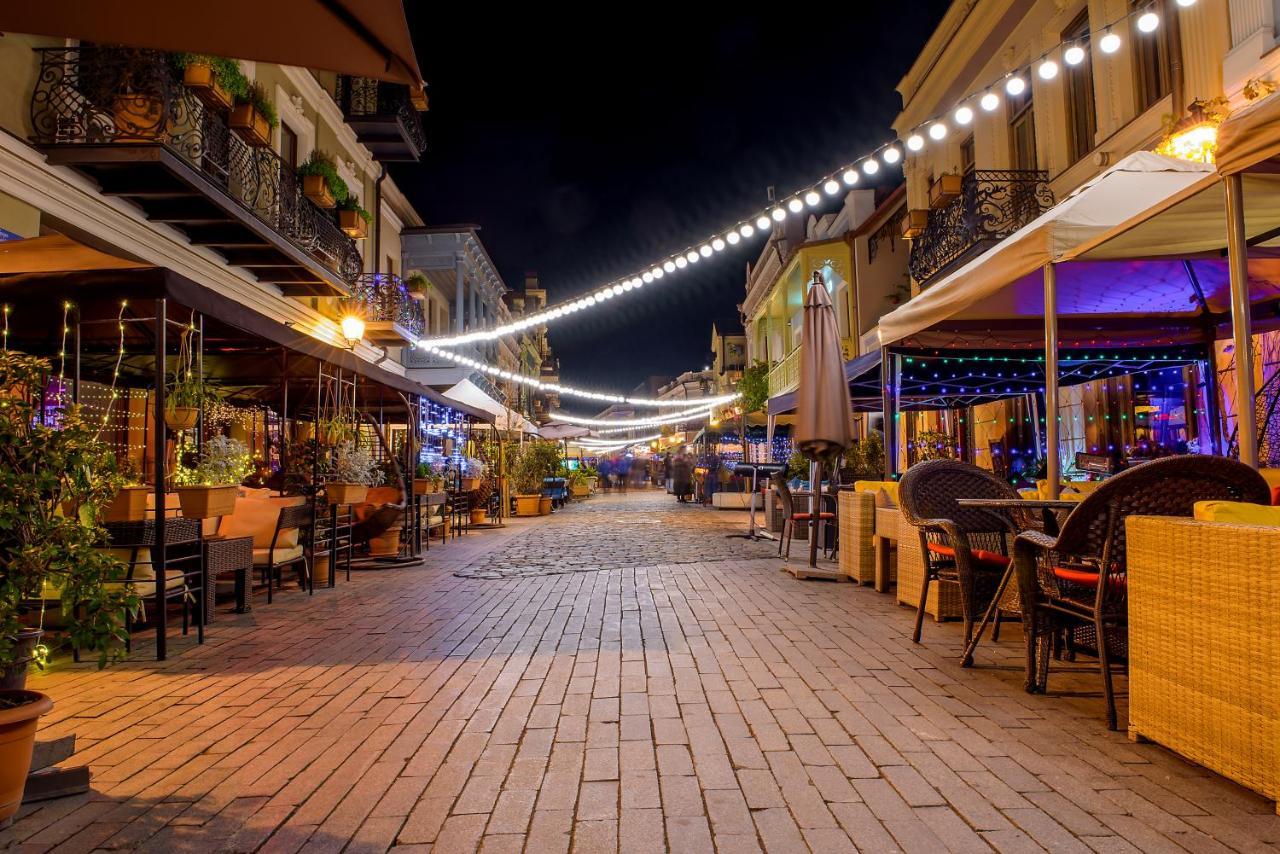Hotel Adora Tbilisi Luaran gambar